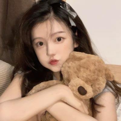 女孩,母亲与恶魔